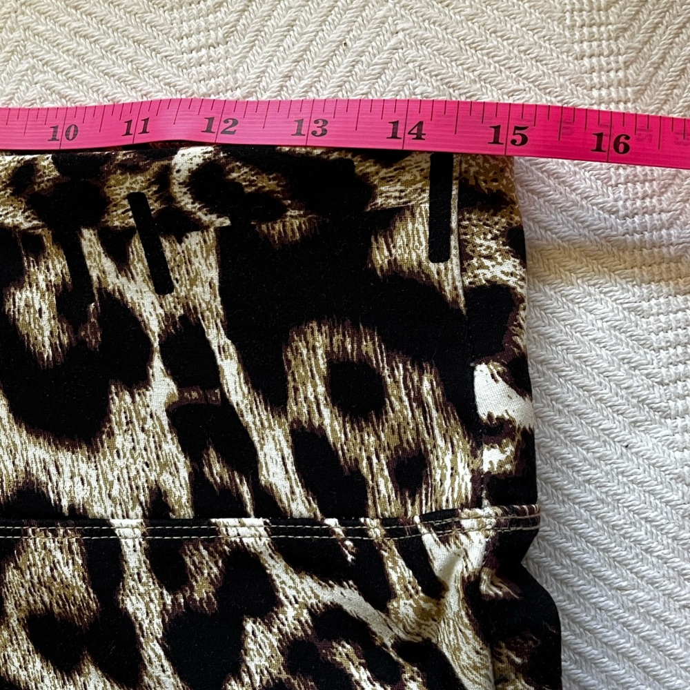 Slim-Sation Leopard Print Leggings by Multiples Size Medium - Picture 5 of 8